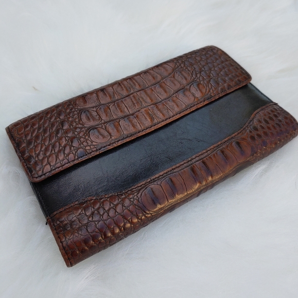 Brahmin Accessories - Brahmin VINTAGE croc embossed wallet